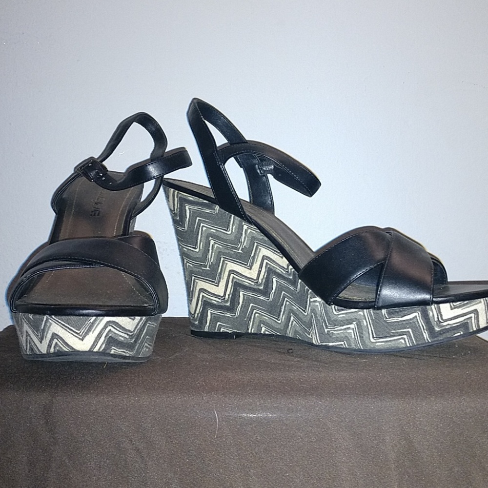 Strappy black and tan platform wedges